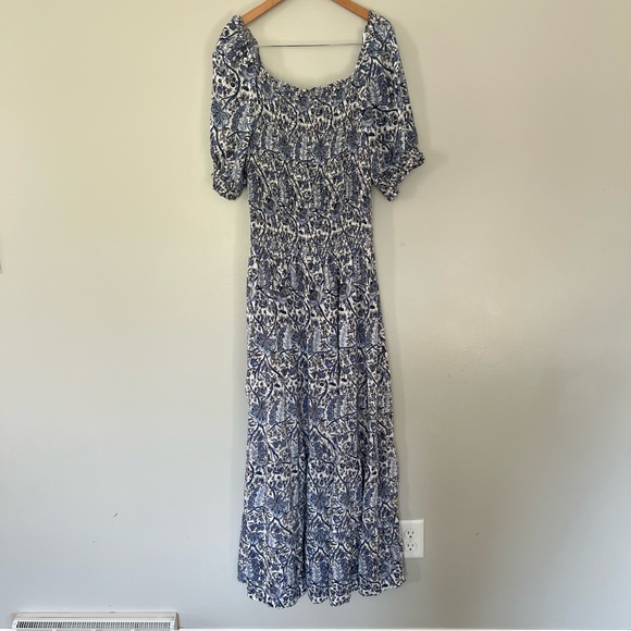 Max Studio Printed Smocked Bodice Tiered Maxi Dress Cruise Vacation Beach Resort - Picture 9 of 11